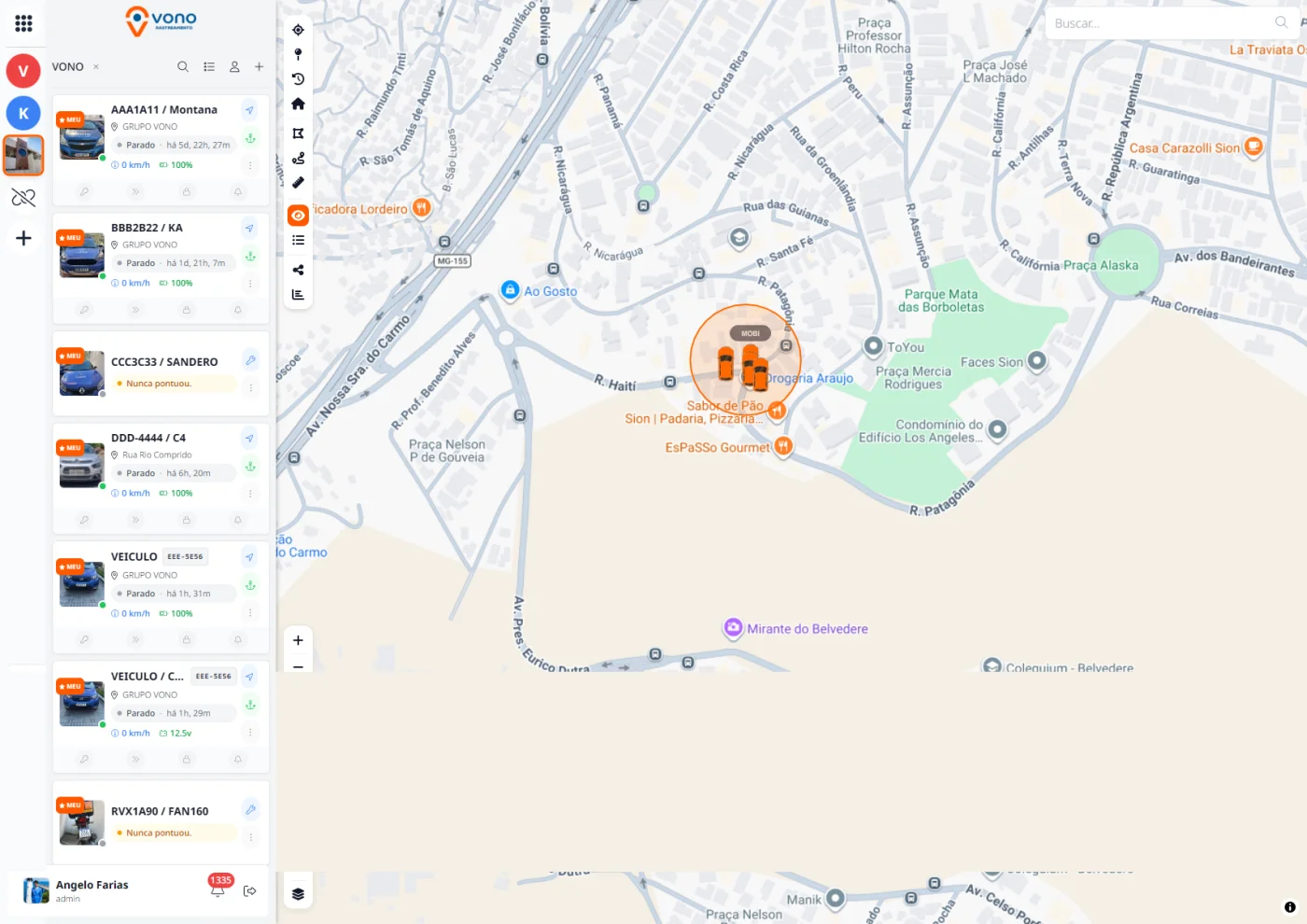 Plataforma Vono Rastreamento com mapa e lista de veículos em tempo real