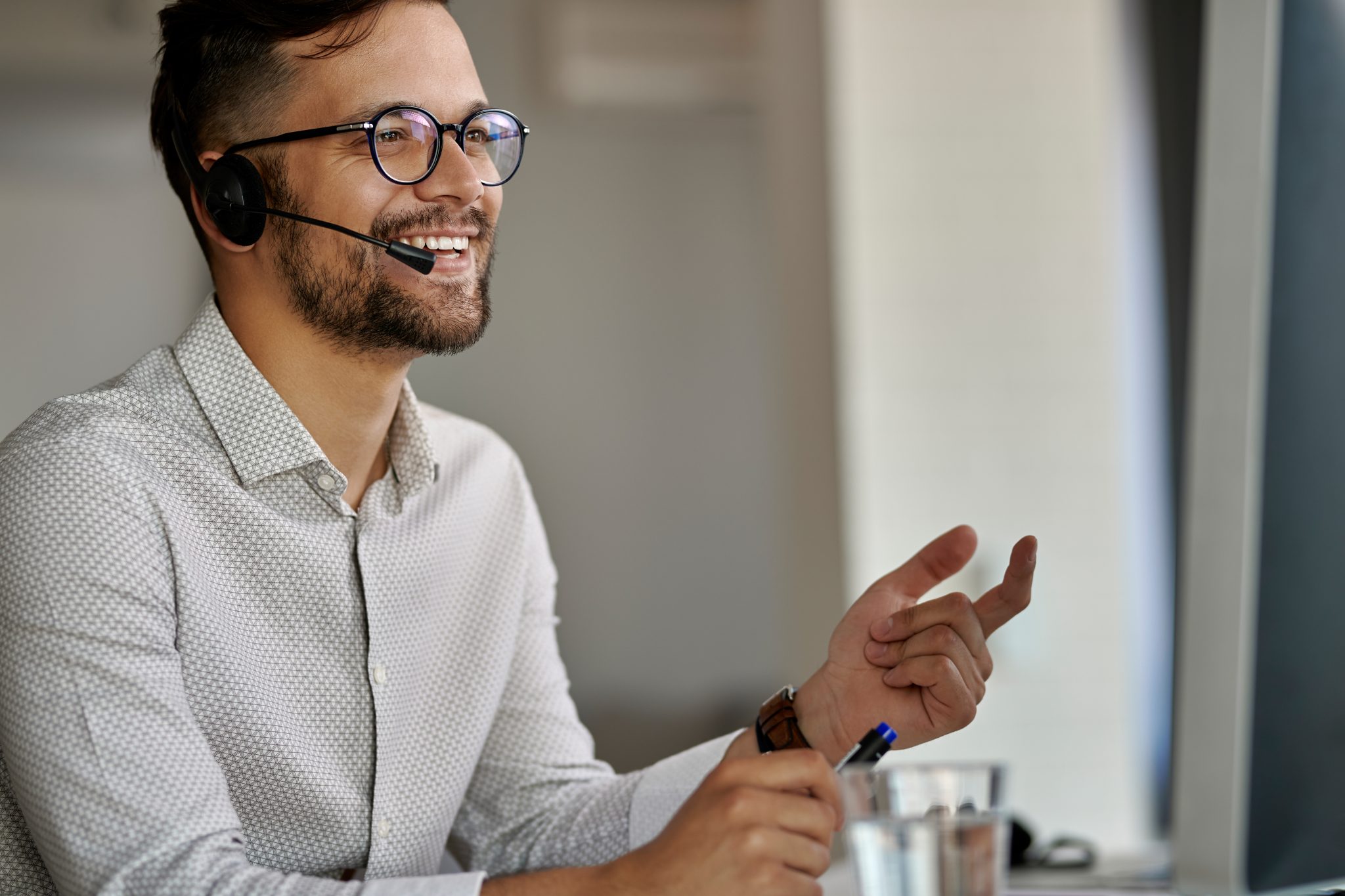 Como O Voip Pode Melhorar As Ligações De Saída Fale Vono 5250